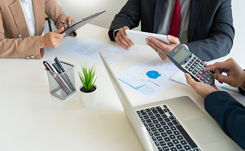 海口公司變更時間的影響因素