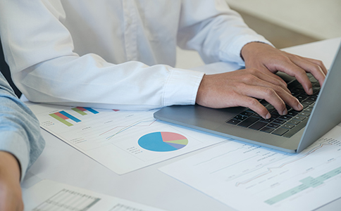 ?？谧N公司的流程