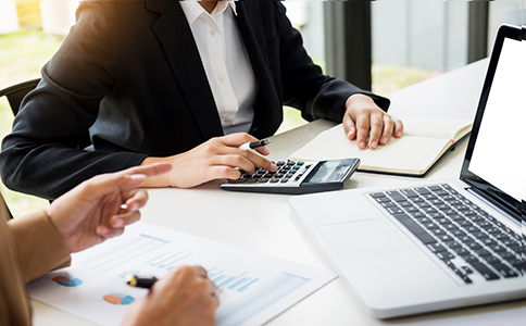 ?？谏暾垙V播節(jié)目經(jīng)營許可證的基本條件