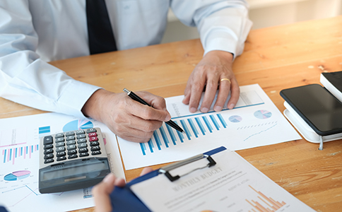 ?？谧苑g公司流程