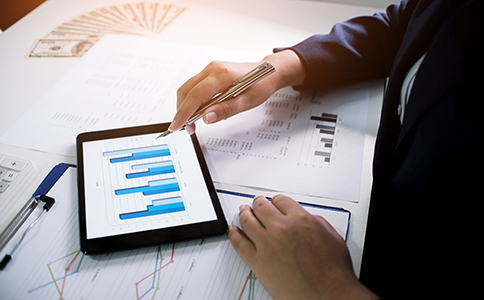 ?？诠痉ㄈ俗兏淖⒁馐马?xiàng)