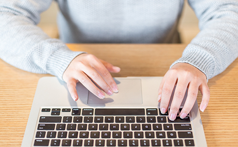 ?？谧N公司費用