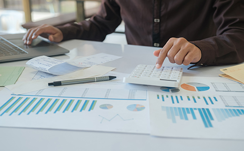 ?？谕顿Y公司注冊的費用