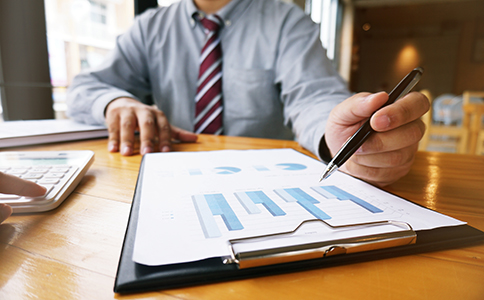 ?？谧员０卜?wù)公司費用明細(xì)