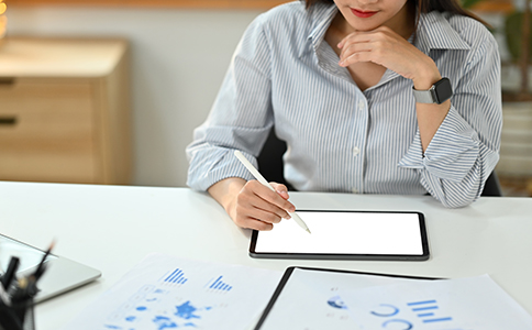 ?？陔娮由虅?wù)公司注冊流程