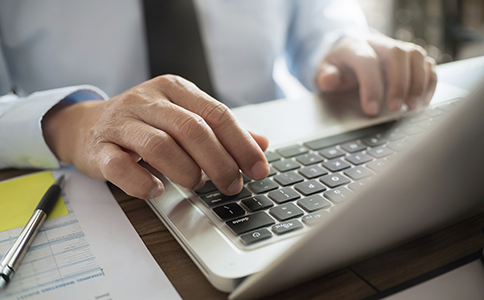 注冊?？谕馍酞氋Y公司的費用構(gòu)成